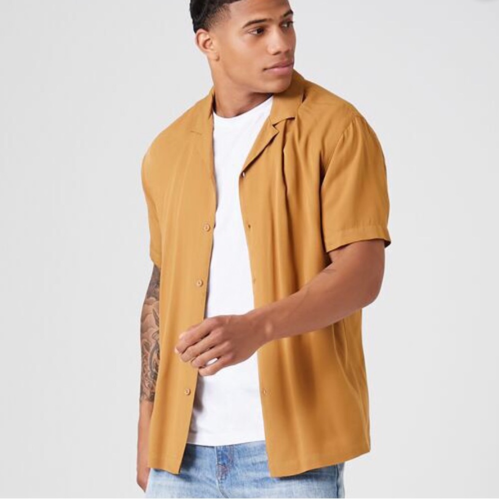 New Forever 21 Light Brown Button Down Short Sleeve Shirt Size XXL Rayon NWT